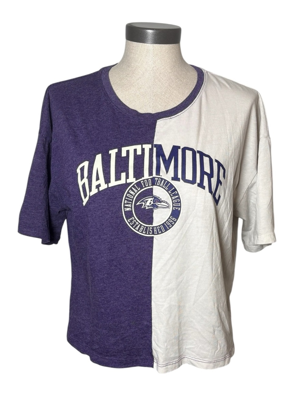 Baltimore Ravens Women’s Medium Split Color Block NFL Graphic T-Shirt
